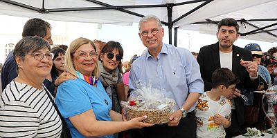 GİRİT MUTFAĞI MUDANYALILARIN BEĞENİSİNE SUNULDU 