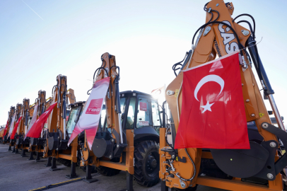 Türkiye Belediyeler Birliği'nden 4 il 31 ilçeye hibe araç