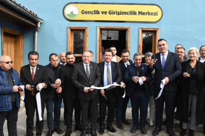 Bursa Osmangazi'den genç girişimcilere hediye