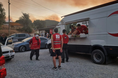 Türk Kızılay'dan 5 günde 288 bin kişilik beslenme hizmeti
