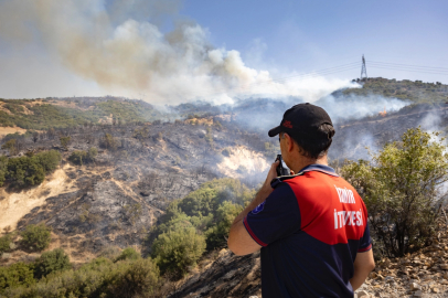 İzmir İtfaiyesi, Aliağa’daki yangına da müdahale ediyor