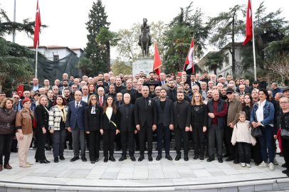 CHP Bursa İl Başkanlığı, Atatürk'ü andı