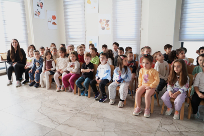 Osmangazi’de Minikler Sağlıklı Gülüşlerin Sırrını Öğrendi