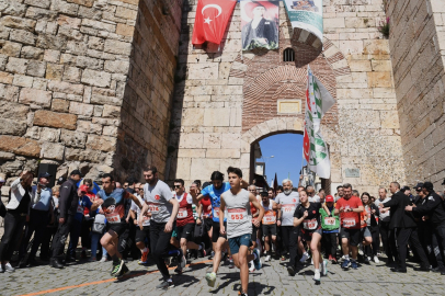 Bursa'da tarihi kent koşusu için nefesler tutuldu